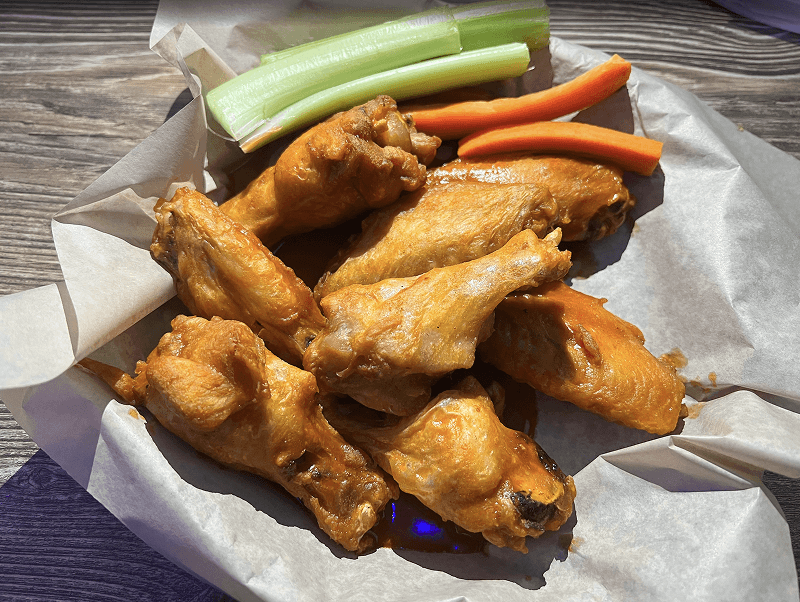 Mudrocks Tap & Tavern wings - image 1